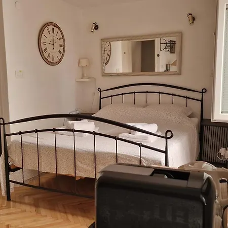 Casa de hóspedes Cittadella Rooms, Old Town 3*